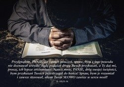 Kartka składana 25 z wersetem Przylgnąłem, PANIE do Twoich